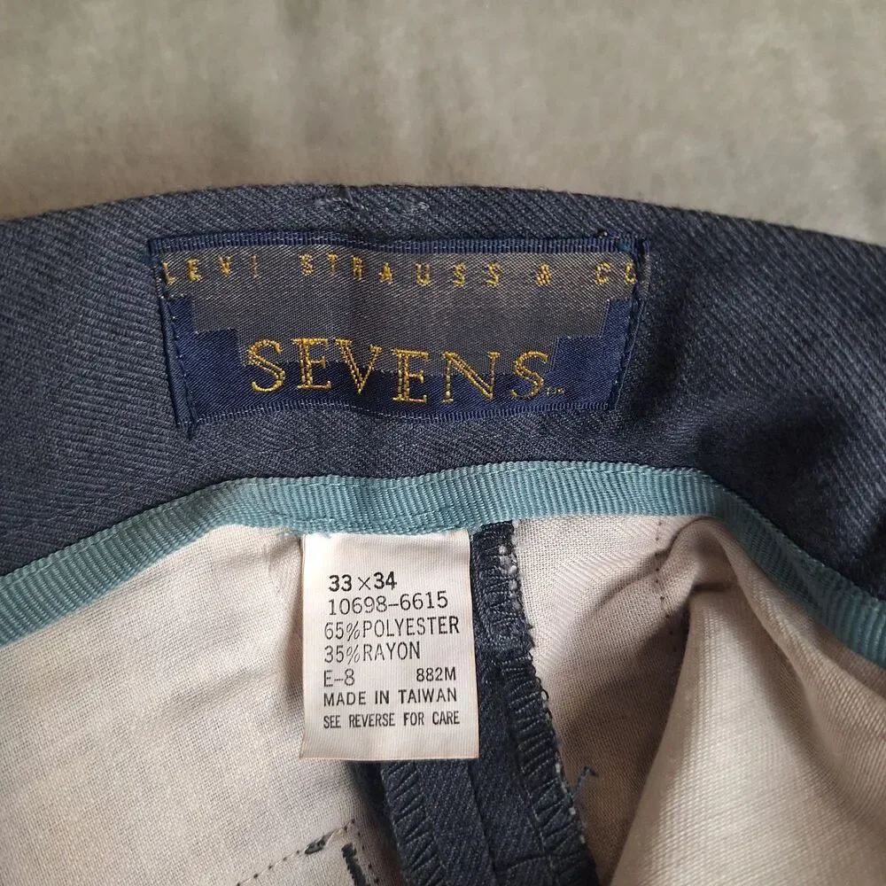 NWT Vintage Levi’s Sevens Mens Polyester Rayon Pleated Pants Gray 33x34